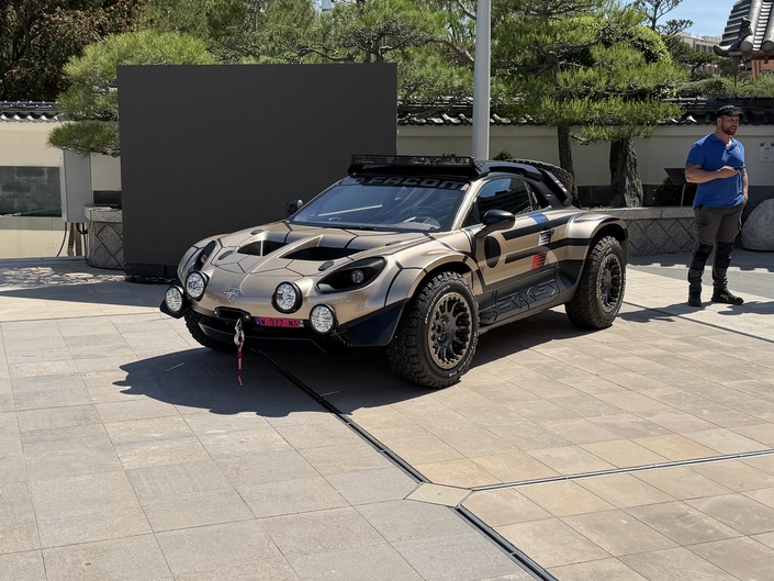 L’Alpine A110 Herakles.