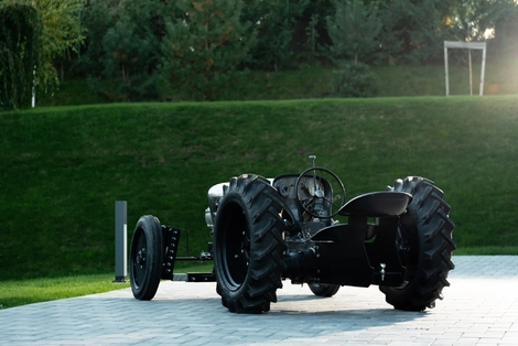 Ce tracteur Lamborghini lourdement modifié coûte plus cher qu’une Revuelto