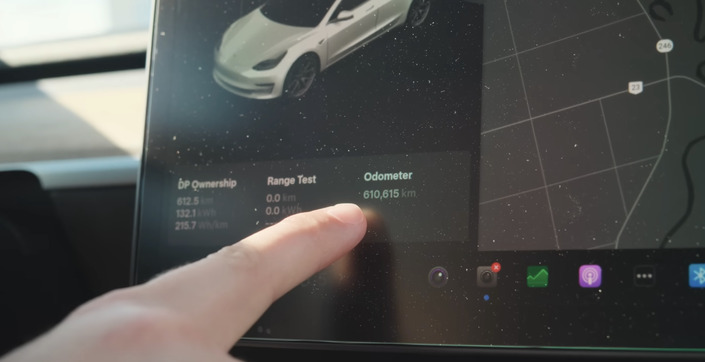 Même avec plus de 600 000 kilomètres au compteur, cette Tesla Model 3 est encore utilisable au quotidien