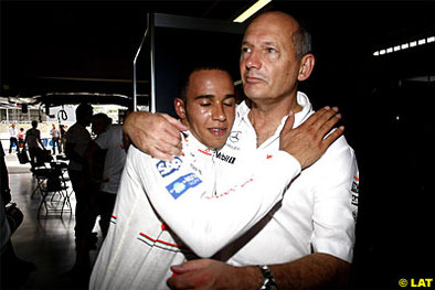 Formule 1 - McLaren: Officiel, Hamilton à Woking jusqu'en 2012