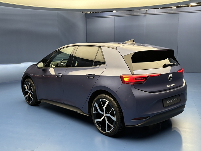 La nouvelle ID.3 Neo est déjà remisée chez Volkswagen.