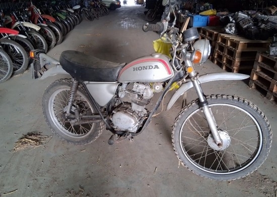 Honda SL 125 cm3 1974 (lot n° 12)