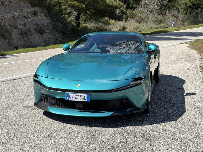 Mais comment la Ferrari Amalfi peut-elle devenir aussi sauvage ?