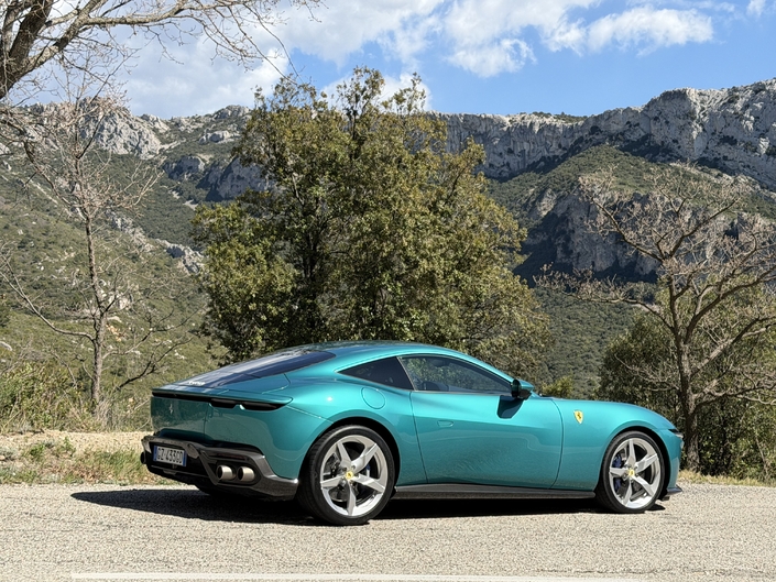 La Ferrari Amalfi mesure 4,66 mètres de long.