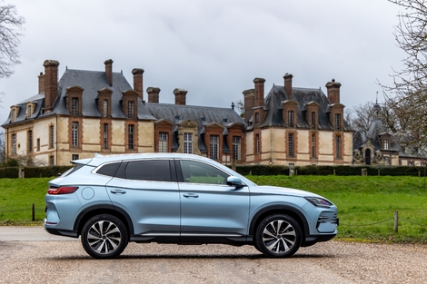 Le BYD Seal U ne peut-il compter que sur son prix pour s’imposer face au Volkswagen Tayron ?