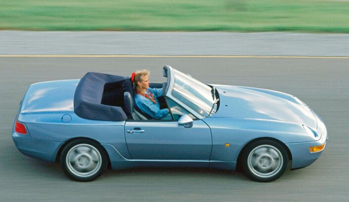 La 968 cabriolet, dernière évolution de la saga des PMA (on ne compte pas les Cayenne et Panamera).