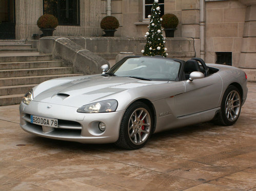 Essai - Dodge Viper SRT-10 : toujours virile, encore plus bestiale