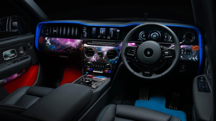 Non, l’intérieur de ce Rolls-Royce Cullinan n’a pas été vandalisé