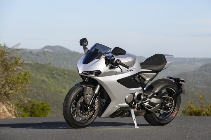 Norton Manx R : l’exclusivité technologique au service des sensations