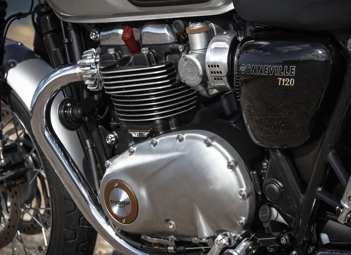 Ce que l’auto pourrait apprendre de la moto