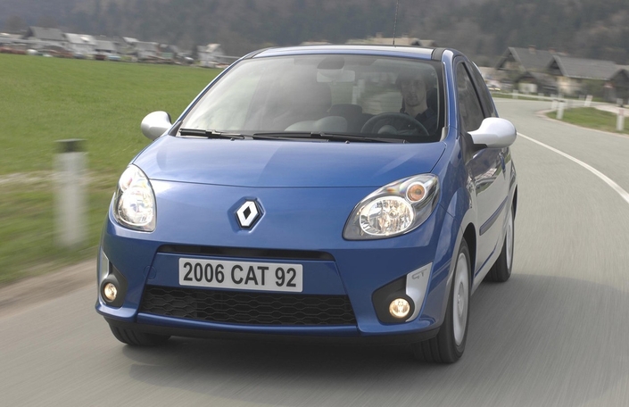 Vive, sûre, performante et amusante, la Renault Twingo II GT étonne par son agrément de conduite. Ici, une phase 1 en 2008.