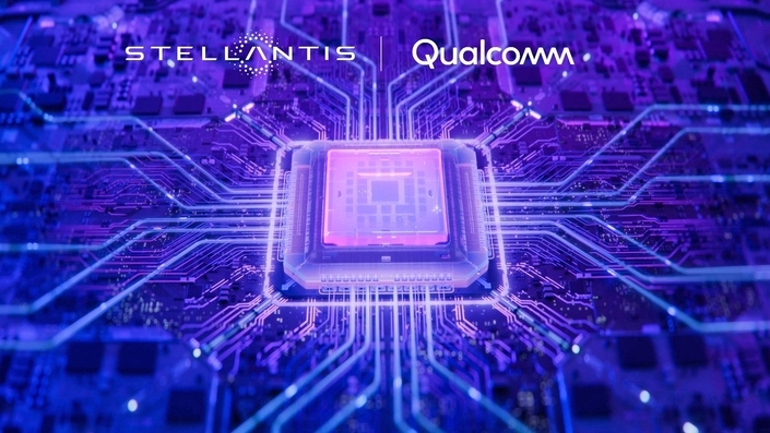 Avec l’aide de Qualcomm (entreprise américaine de technologie mobile), Stellantis va bénéficier de différents systèmes performants de connectivité et des systèmes avancés d’aides à la conduite (ADAS). Cela permettra d’obtenir une solution évolutive et validée à l’échelle mondiale pour la conduite automatisée de niveau L2 + sur l’ensemble de la gamme.