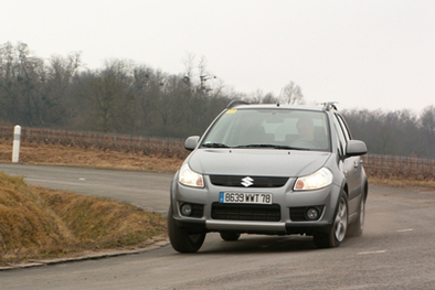 Essai - Suzuki SX4: le crossover des jeunes familles ?