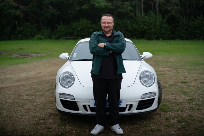 L'auto des voisins - Pour Damien, la Porsche 911 997 GTS est une voiture familiale