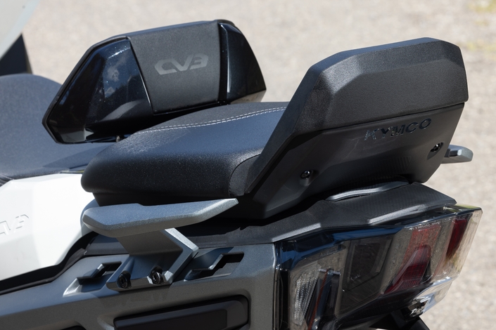Kymco CV3 575 (2026) : un trois-roues peu raisonnable !