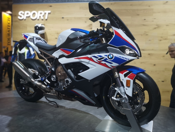 BMW S1000 RR - EICMA 2018 : toujours plus.