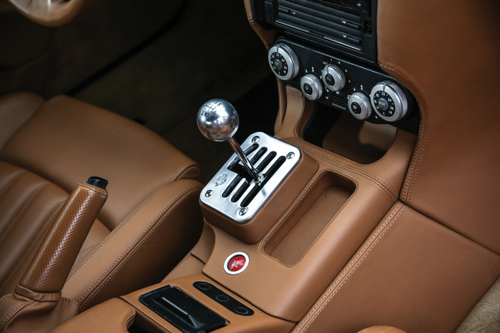 199 exemplaires de la Ferrari 612 Scaglietti auraient été dotés de la boîte manuelle : ce sont les plus recherchés.
