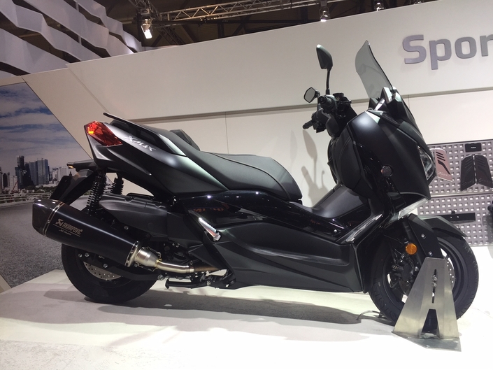 En direct - EICMA 2018 - Yamaha X-Max Iron Max : déclinaison sport