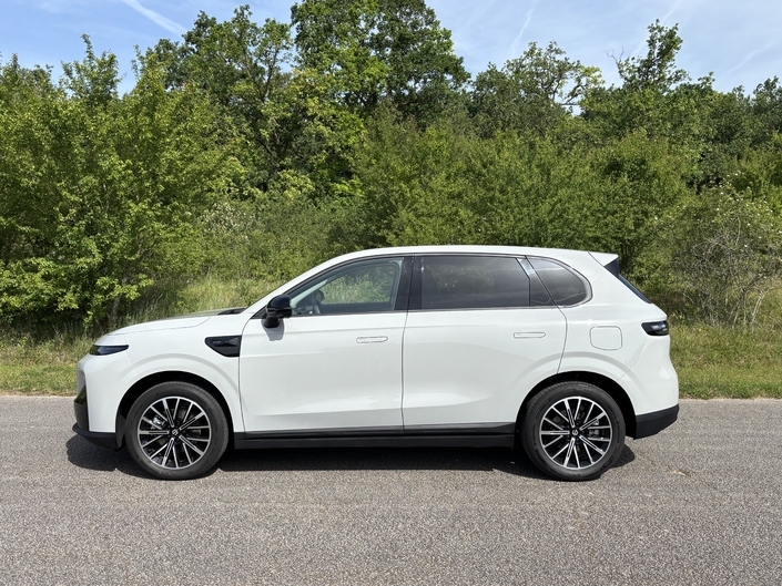 Leapmotor B10 New e-Hybrid : le SUV électrique qui cache un moteur thermique pour 29 900 €