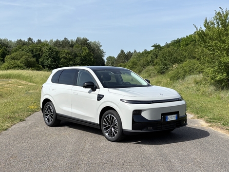 Cette version hybride annonçant 900 km d'autonomie est vendue sous les 30 000 €.