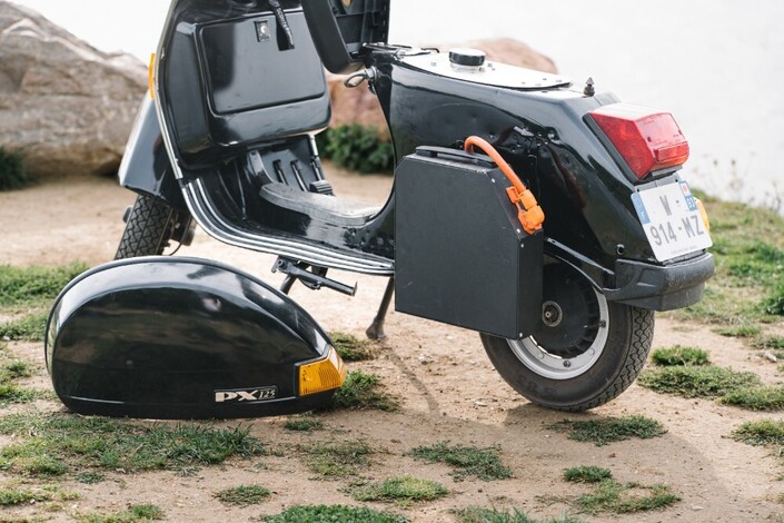 La mythique Vespa passe à l’électrique grâce à une entreprise française