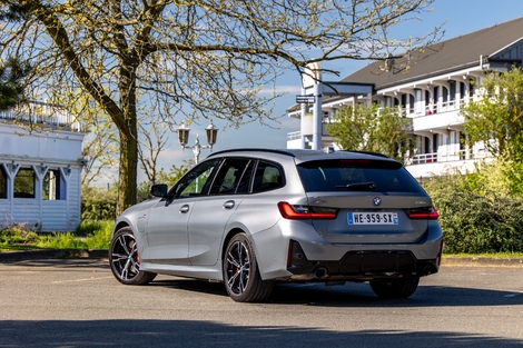 BMW 330e xDrive Touring M Sport : 70 750 €