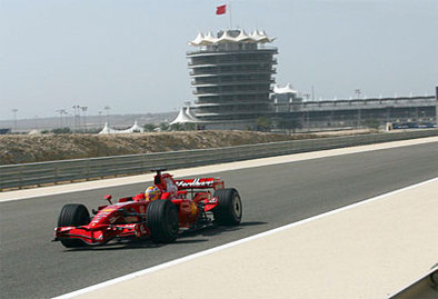 Formule 1 - Test Bahreïn D.2: Kimi joue la tempête du désert