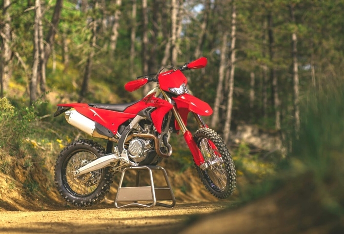 KTM est prévenue : Ducati débarque en enduro avec une arme qui ne ressemble à aucune autre