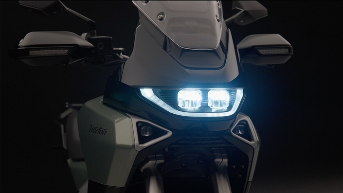 Les Norton Atlas et Atlas GT arrivent pour secouer le segment des trails de moyenne cylindrée