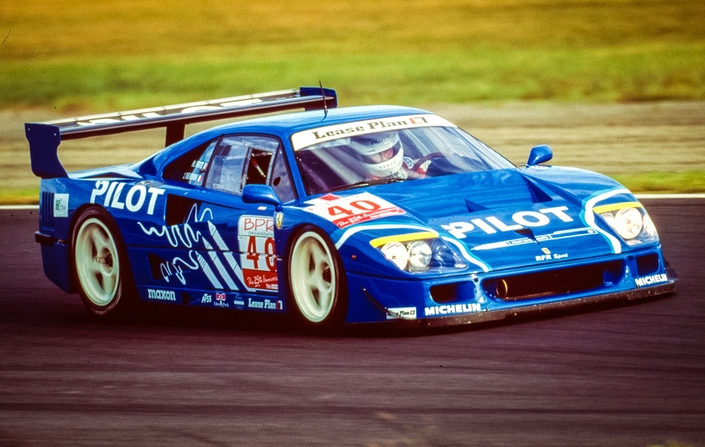 La F40 GT en tenue de sport.