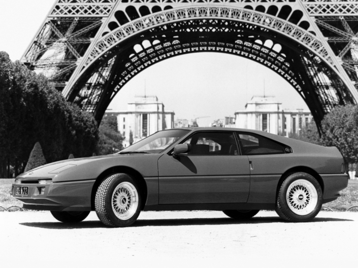 En mai 1986, la MVS Venturi est présentée au Trocadéro, et les journalistes peuvent l'essayer. Mais elle n'est pas finalisée.