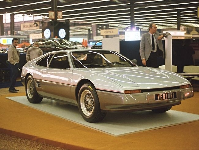 La maquette de la Ventury, ici sur son stand au salon de Paris 1984, suscitera un sacré intérêt !