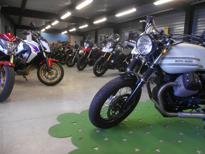 Une forte demande et moins de motos à vendre, conséquence de quoi les prix de l'occasion s'envolent.