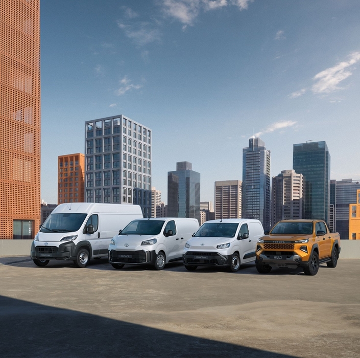 Toyota Professional : le tout nouveau Hilux, roi du pick-up électrisé
