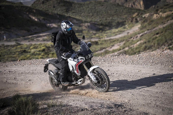 À 17 490 €, la nouvelle Ducati DesertX n’est-elle pas surcotée ?