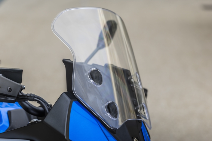 Suzuki SV7-GX : que vaut le nouveau trail routier de Suzuki ?