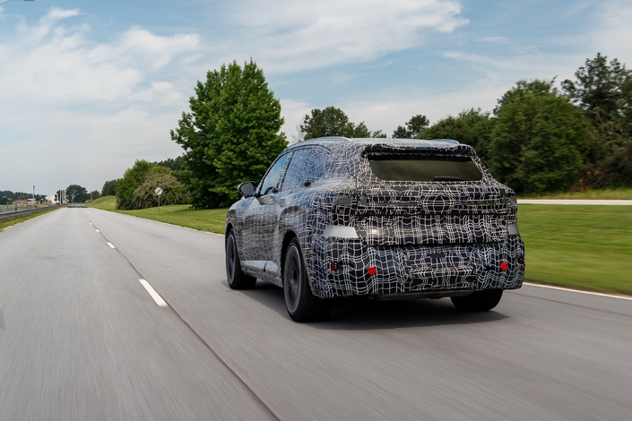 On connaît les premières informations sur le nouveau BMW X5 et c’est prometteur