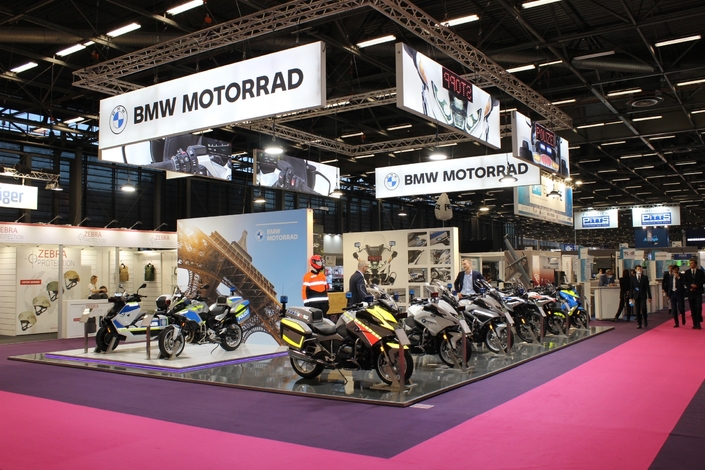 Le stand BMW sur le salon Milipol.