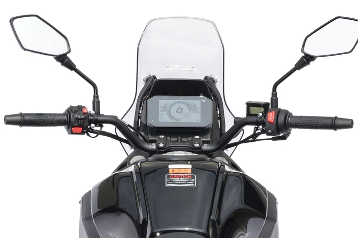 15 chevaux et look de baroudeuse : la Cyclone 125 RX2 débarque en France pour bousculer les trails