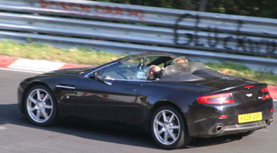 Aston Martin V8 Vantage Roadster: imminente