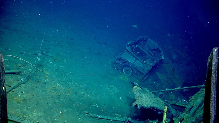 Une Ford de collection découverte aux côtés d'un bateau coulé pendant la 2nd guerre mondiale