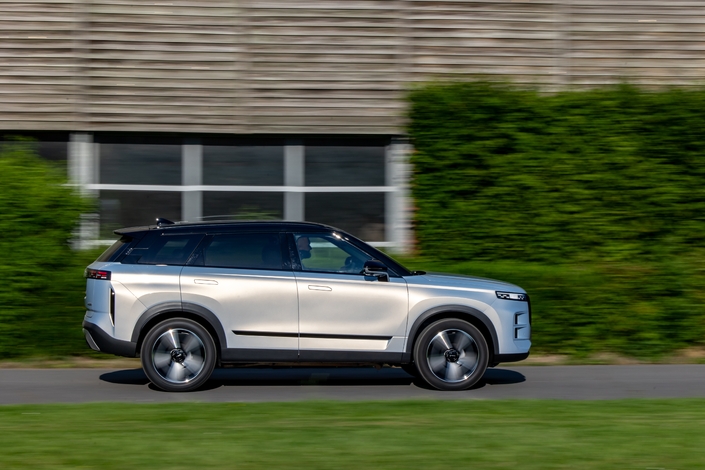 Le Jaecoo 7 a-t-il les qualités nécessaires pour titiller une référence telle que le Renault Austral ?