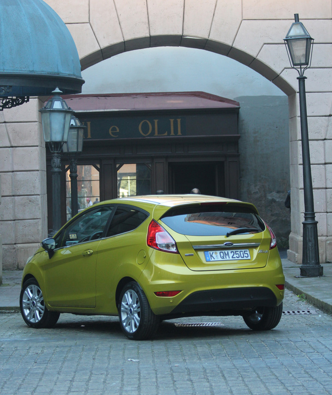 Essai vidéo - Ford Fiesta restylée : la bonne affaire du moment !