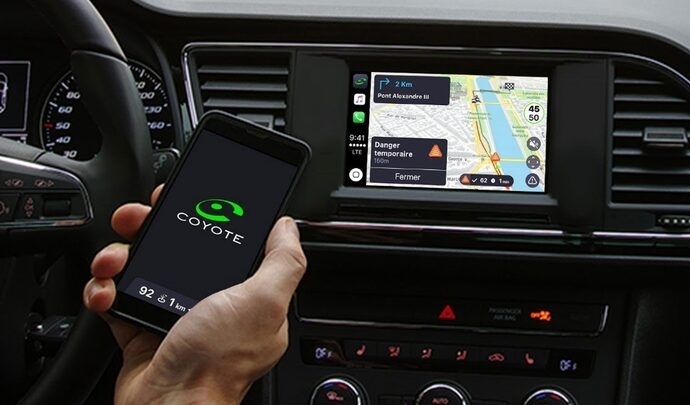 Les applications gratuites, tel que Waze, indiquent les zones de contrôle. De son côté Coyote précise que 9 abonnés sur dix déclarent recevoir moins d’amendes, notamment grâce à l’alerte de survitesse, la précision et la fiabilité des alertes. Toutefois, ce service est payant, entre 10 et 15 euros par mois.