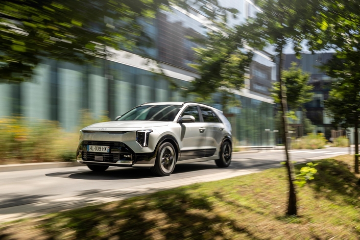 Le Kia Niro recentre son offre sur l'hybride