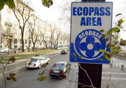 Péage écologique à Milan : 6 300 conducteurs ont payé l'Ecopass le 2 janvier 2008