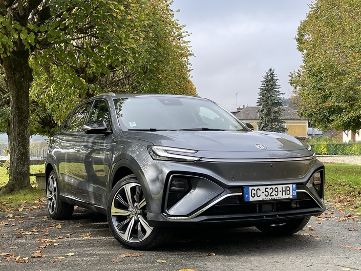 Essai vidéo – MG Marvel R (2021) : le nouveau héros des SUV électriques ?