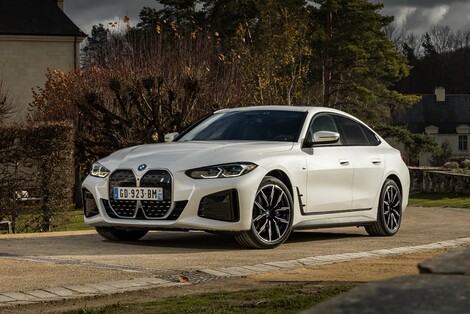 BMW i4