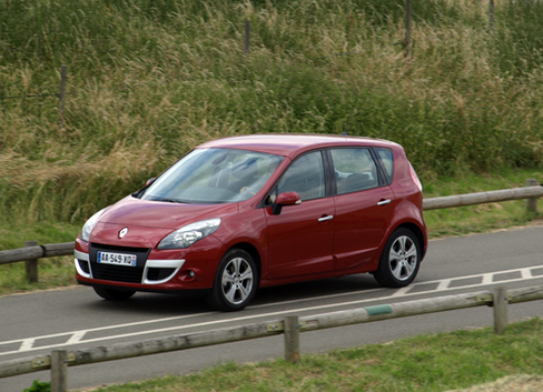 Essai vidéo - Renault Scénic 1.5 dCi 110 ch : plus dynamique