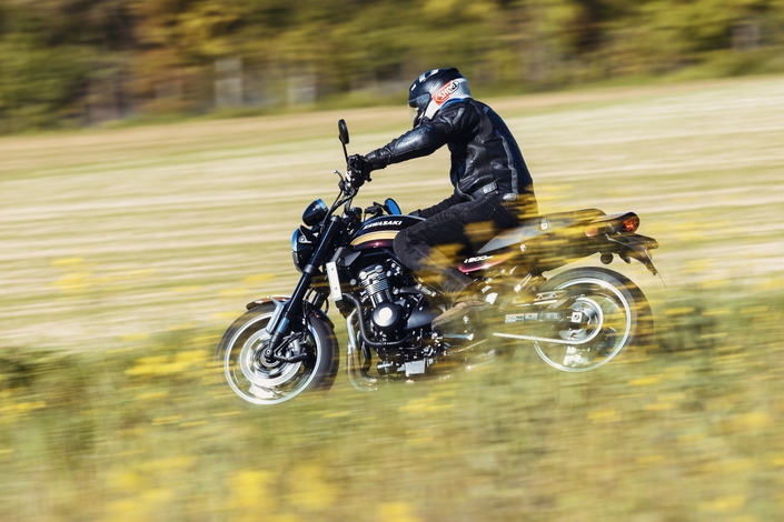 Kawasaki Z900 RS et Z900 RS SE 2026 : vintage tout simplement